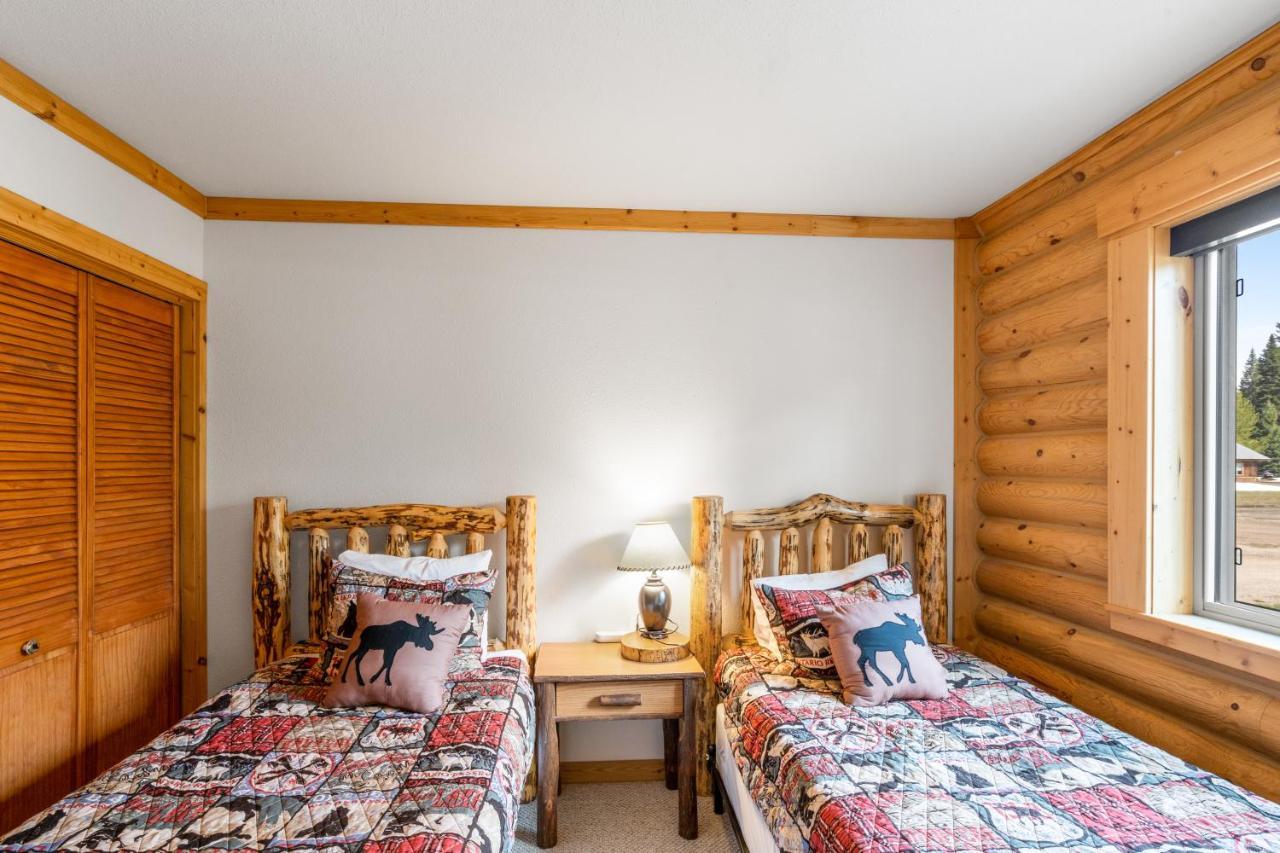 Lazy Fox Cabin West Yellowstone Eksteriør billede
